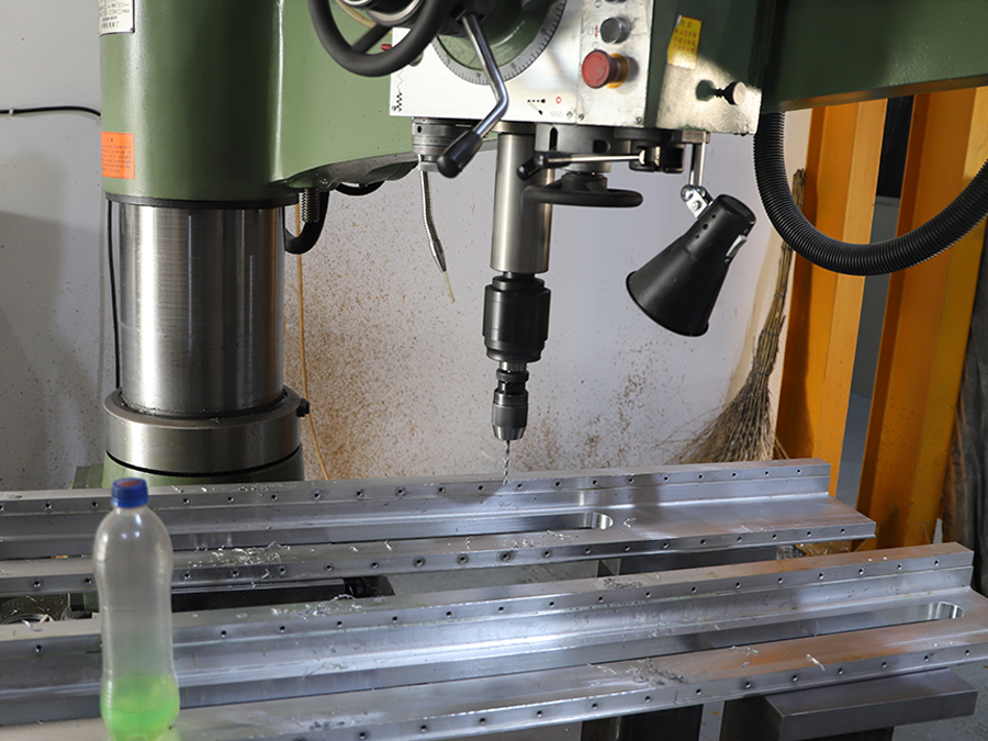 龍(lóng)門銑床加工